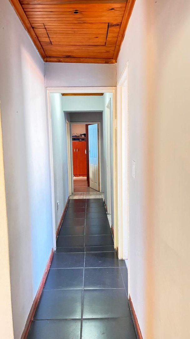 4 Bedroom Property for Sale in Kleinvlei Western Cape